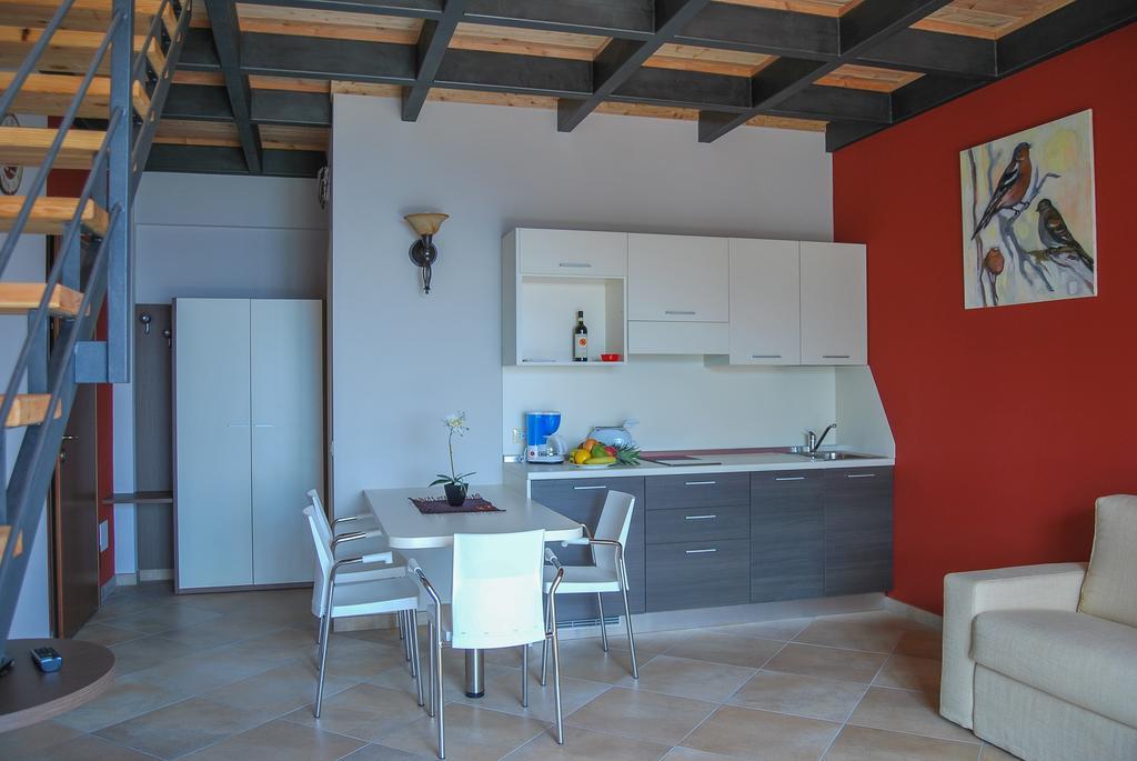 Residence Usignolo Trarego Habitación foto